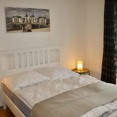 Strandvogtei Sellin - Fewo 5 - Sehr Zentrales Grosses Apartment Exterior photo